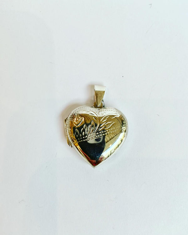 Filigree Locket Medium Heart