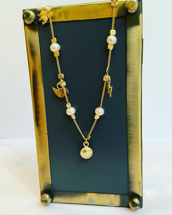 Pearl Droplet Necklace