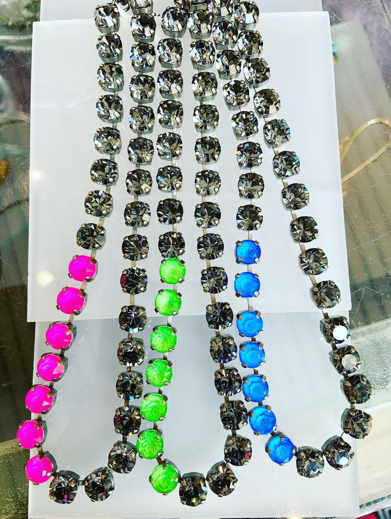 Crystal Rocks Short Necklace- 5 colours mixes