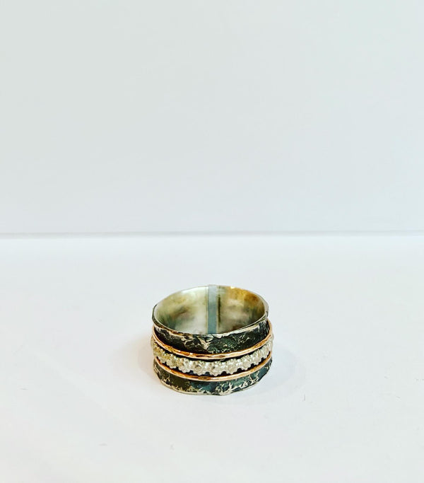 Two Tone Oxidised + Floral Spinner Ring