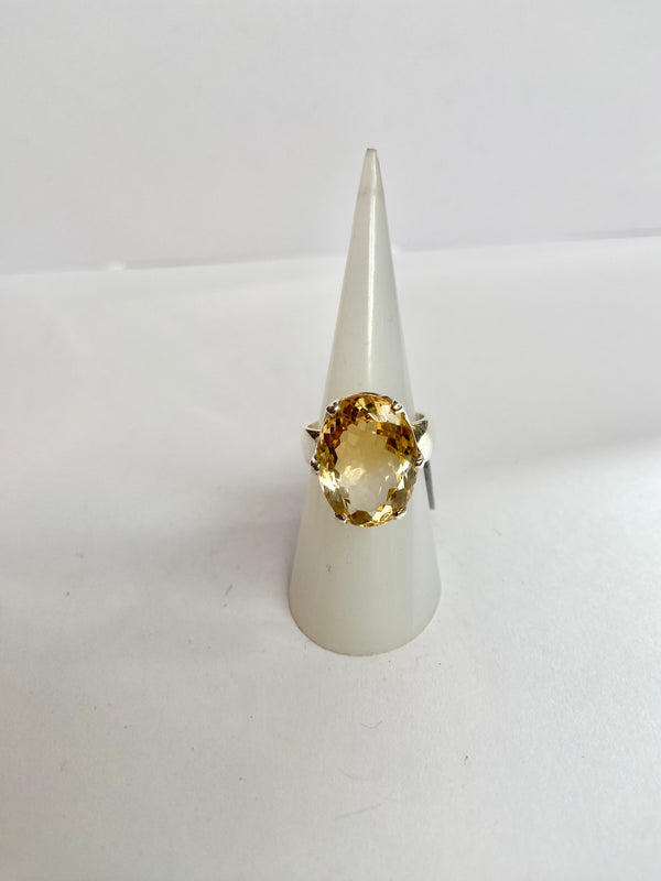 Citrine Oval Ring