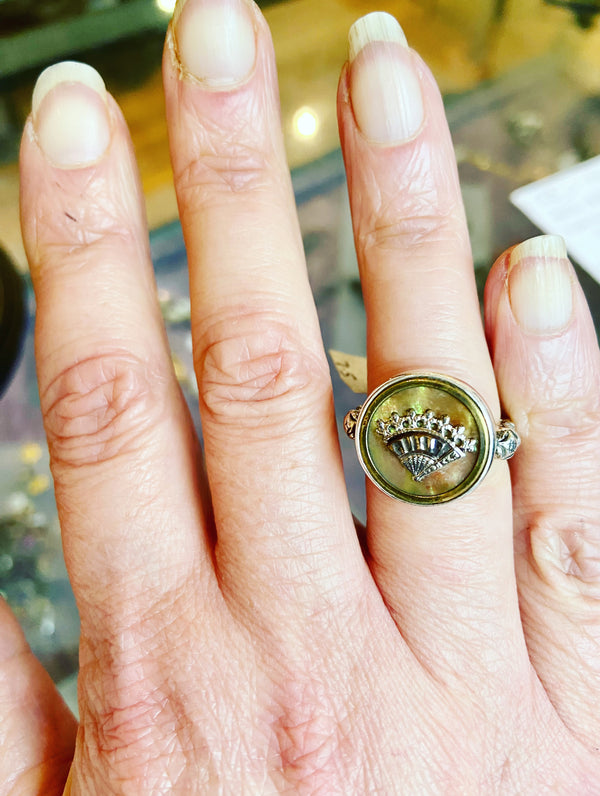Antique Button Victorian Fan Ring