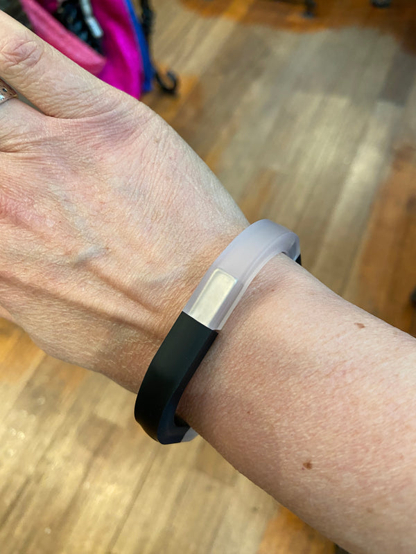 Square Edgy Bracelet —5 colours