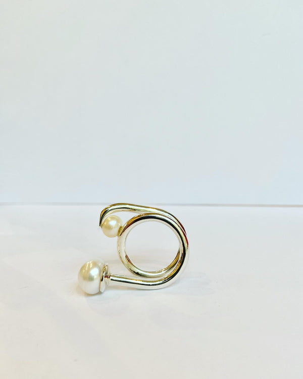 Pearl Loop Ring