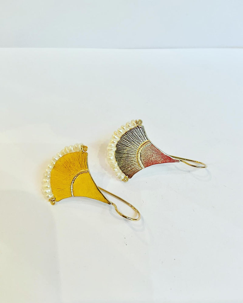 Fan Earrings With Pearl -Gold or Silver