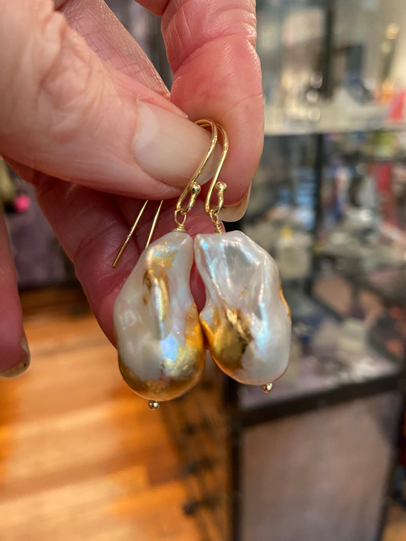 Freshwater Baroque Pearl With Gold Leaf