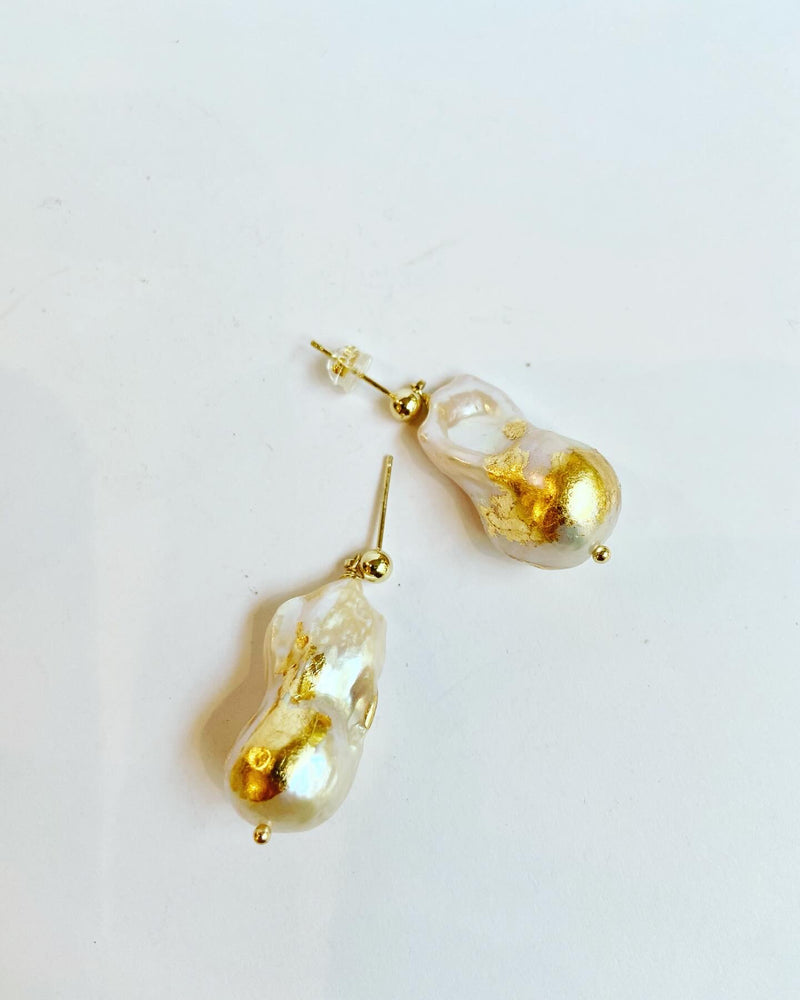 Freshwater Baroque Pearl With Gold Leaf