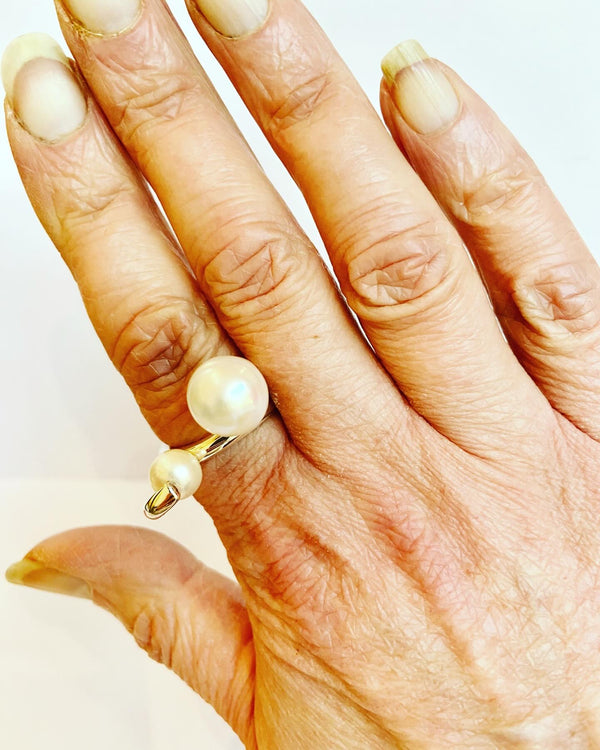 Pearl Loop Ring