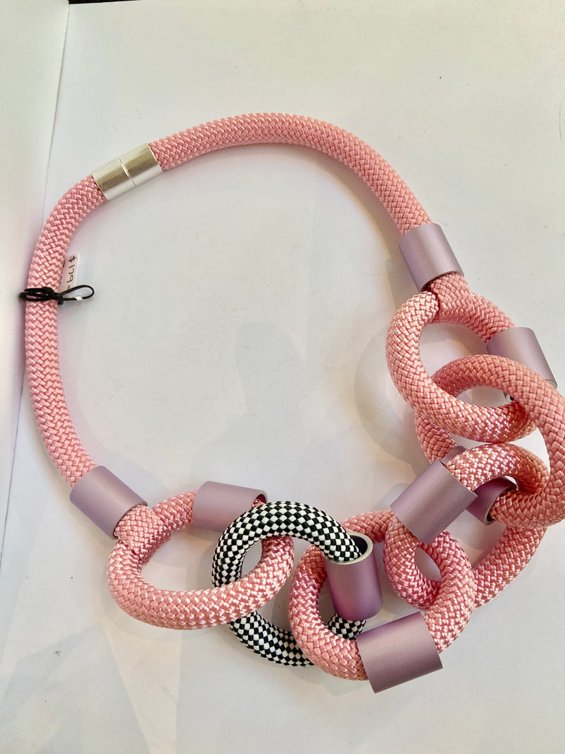 Interlink Necklace -2 colours