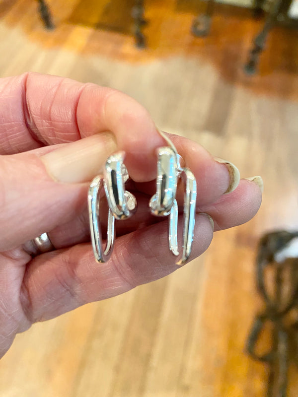 Interwoven Hoops