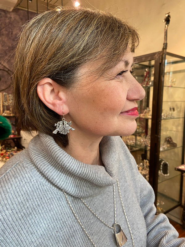 Kissing Dove’s Earrings
