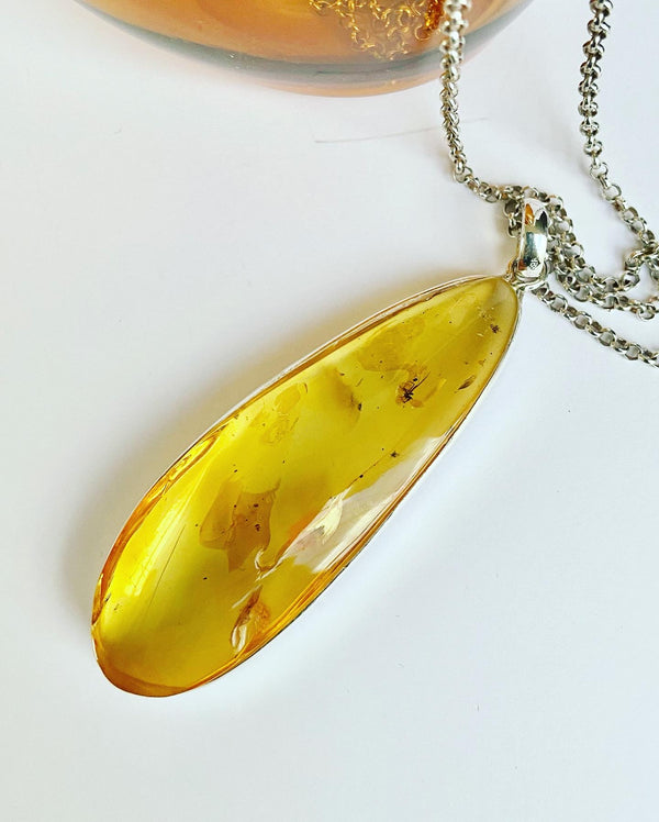 Amber Statement Pendent