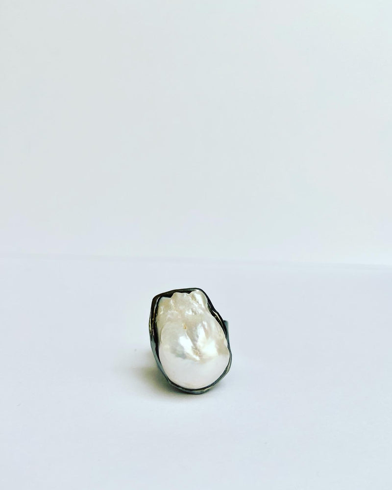 Gunmetal Pearl Ring