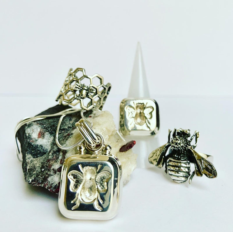 Honeycomb Bee Ring