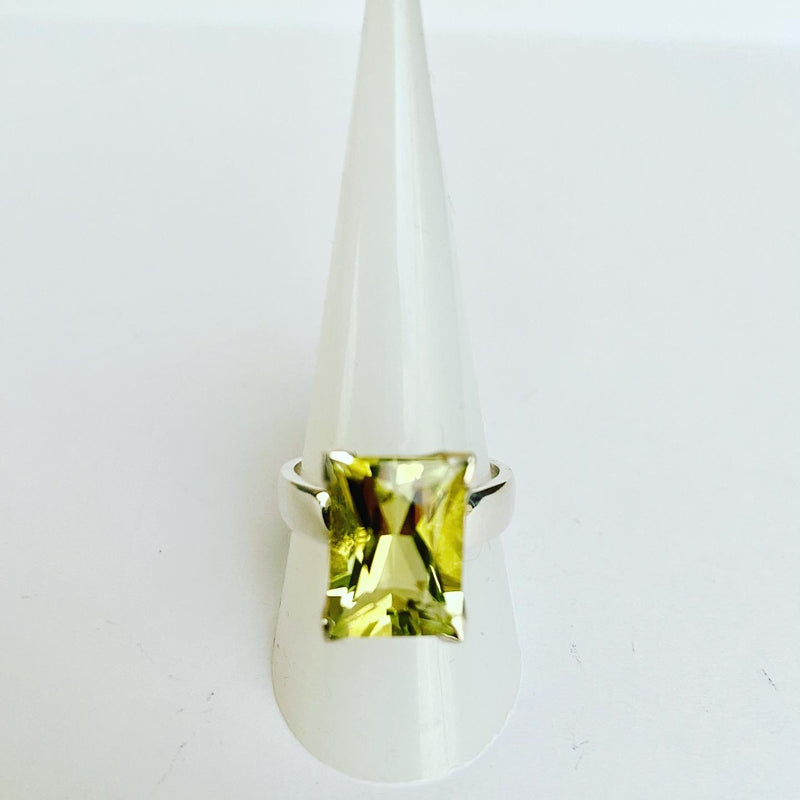 Rectangular Lemon Quartz Gemstone Ring