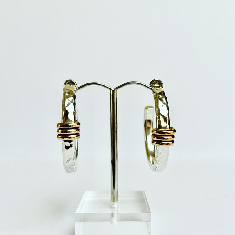 Hammered hoop with brass accent