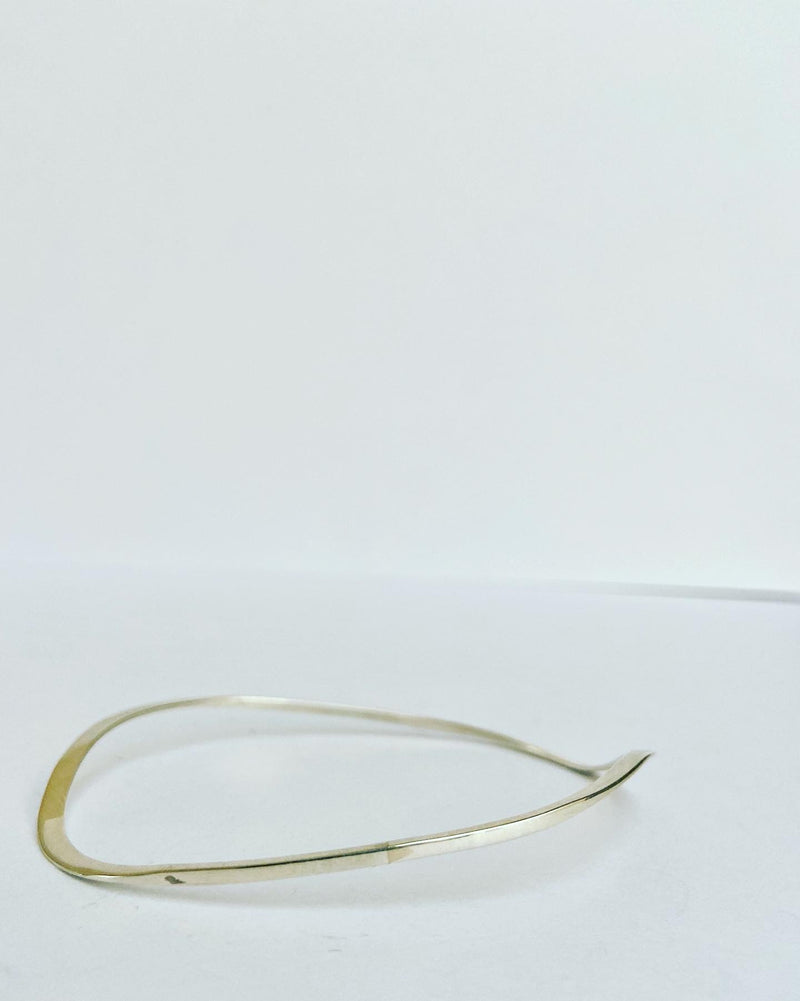 Slim line oval bangle