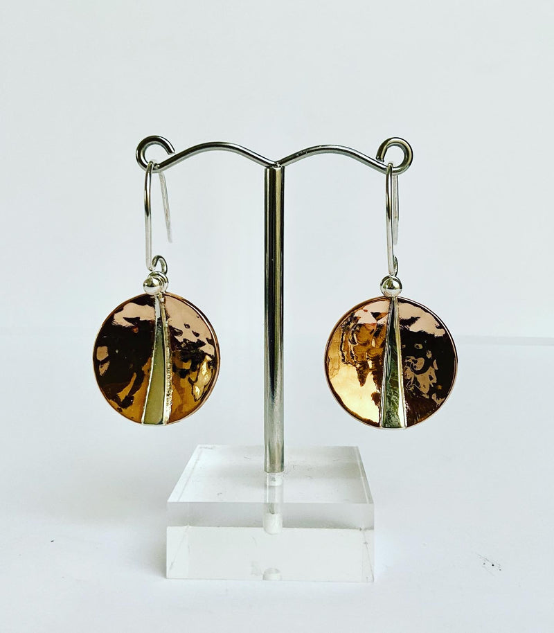 Hammered disc earrings