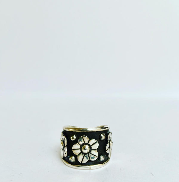 Flower Oxidised Ring