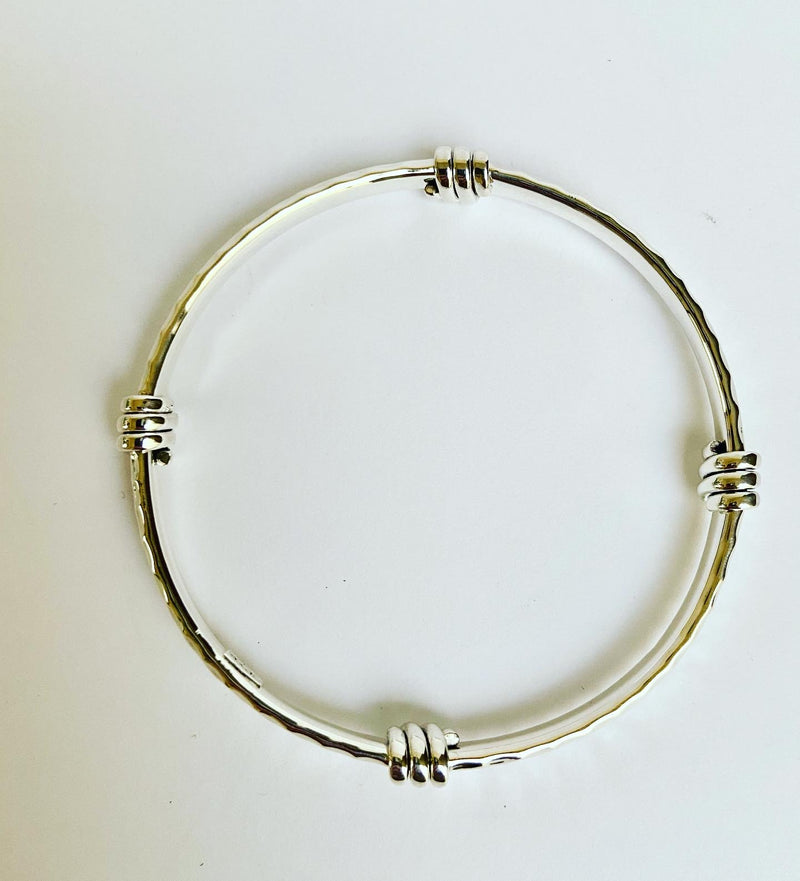 Hammered thin bangle