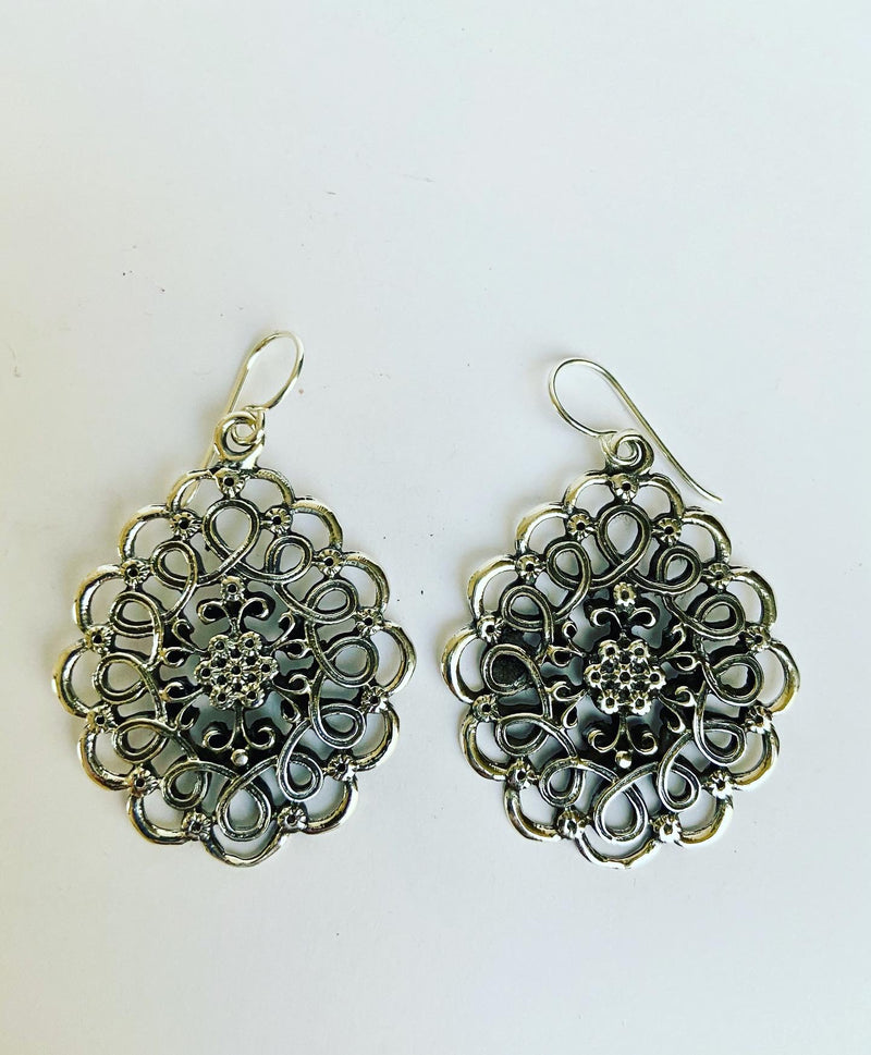 Lace Swirly Silver earrings