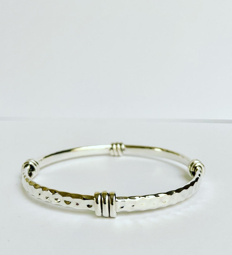 Hammered thin bangle