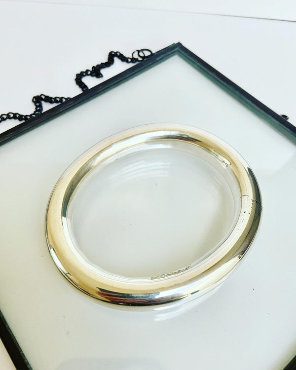 Oval Polished Bangle