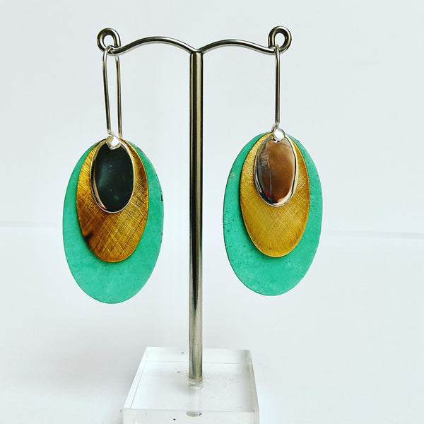 Layered elongated oval discs earrings