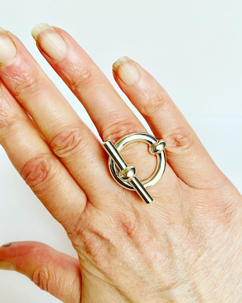 Circle + Bar Ring